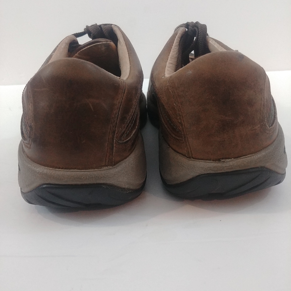 Keen Toyah Leather Sneaker - Picture 6 of 8